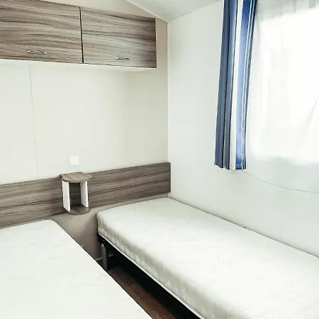 Campsite 3 Bedroom Lei Suves - Joycasa *