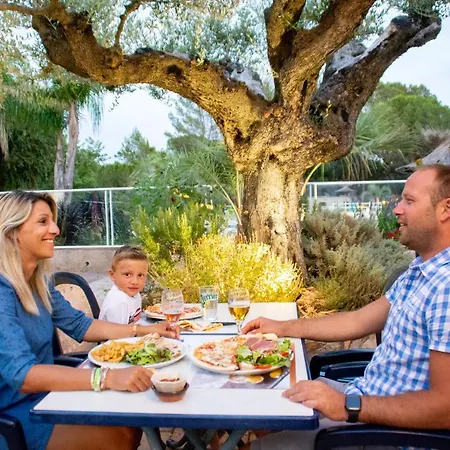 3 Bedroom Lei Suves - Joycasa Campsite Roquebrune-sur-Argens