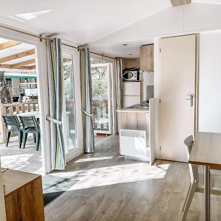 3 Bedroom Lei Suves - Joycasa Campsite Roquebrune-sur-Argens