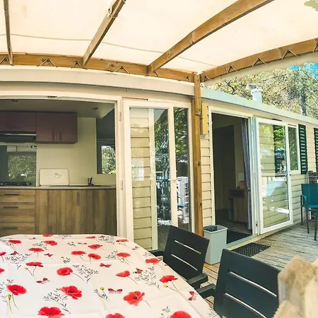 3 Bedroom Lei Suves - Joycasa